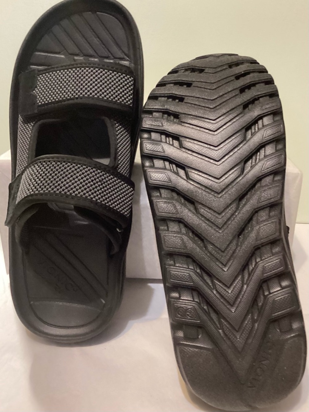Vionic Hope RX Recovery Black Sandals - Picture 2 of 7